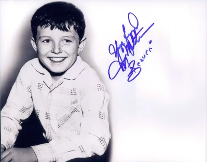 Jerry Mathers autograph