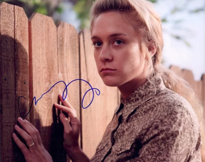 Chloe Sevigny autograph