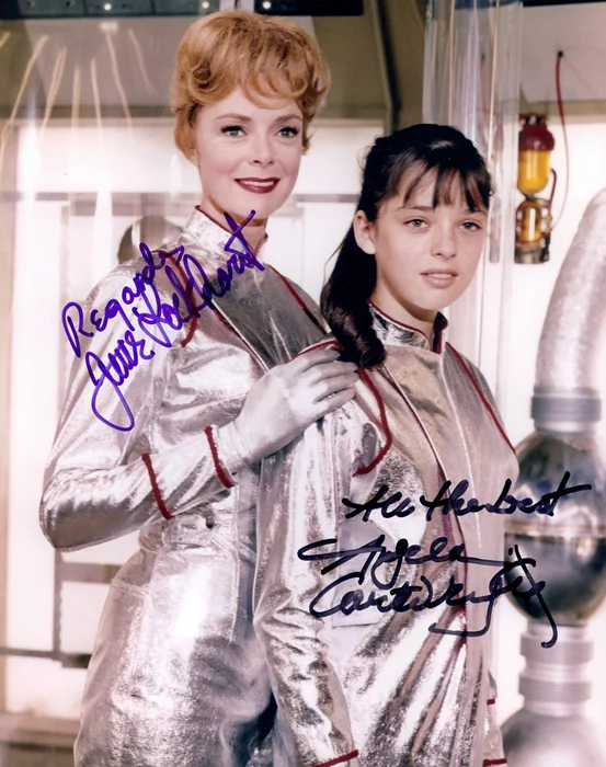 Lost In Space autograph