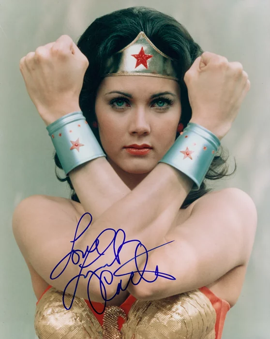 Lynda Carter autograph