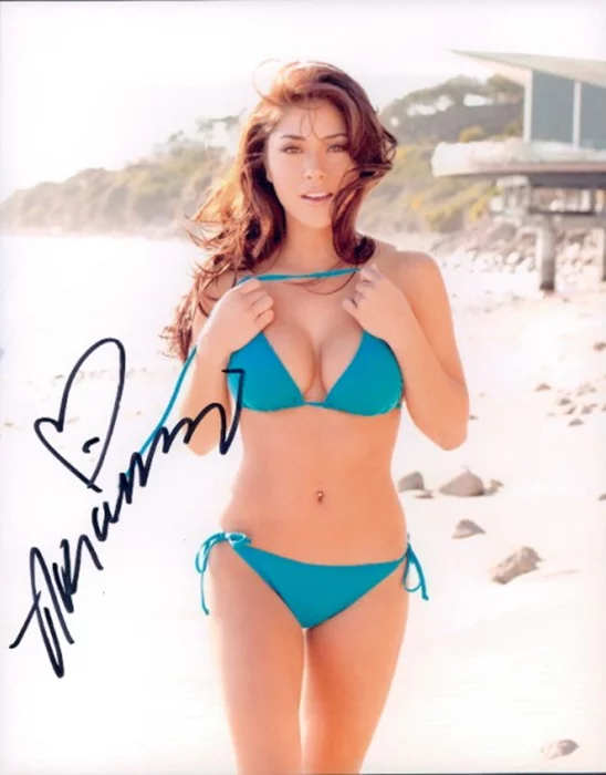 Arianny Celeste autograph