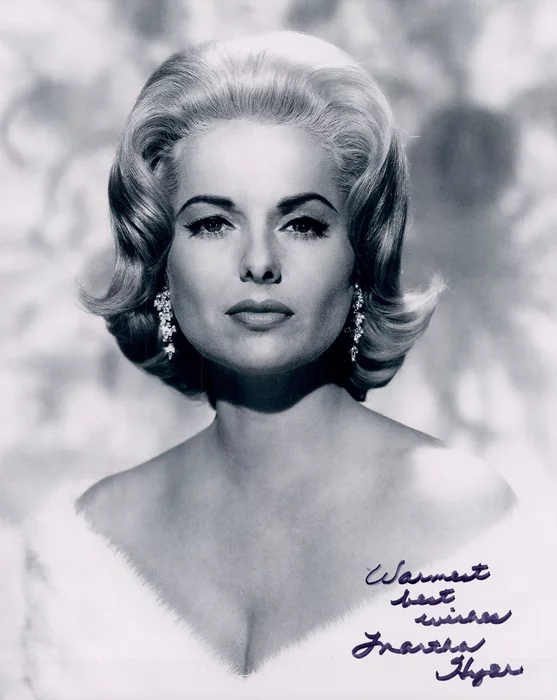 Martha Hyer autograph