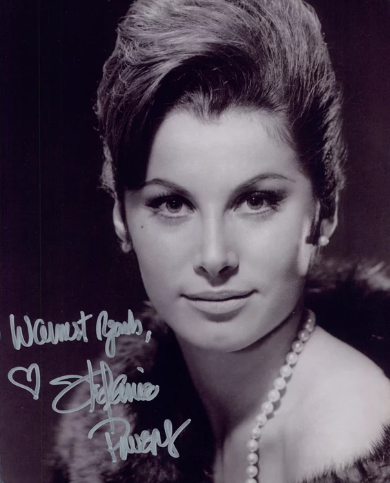 Stefanie Powers autograph