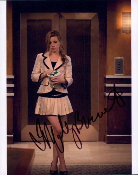 Molly Burnett autograph