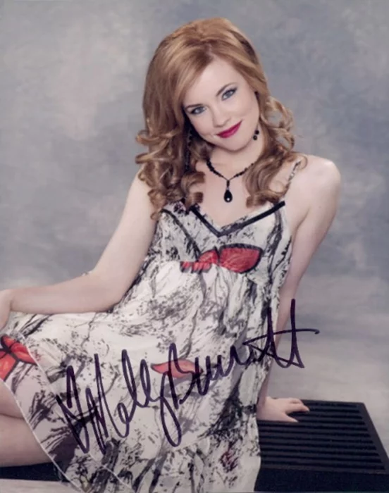 Molly Burnett autograph