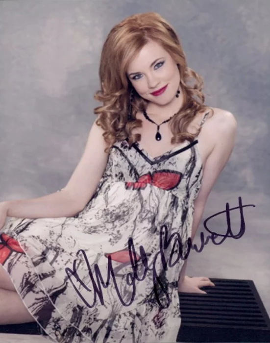 Molly Burnett autograph