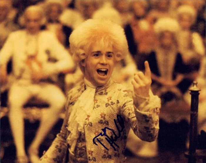 Tom Hulce autograph