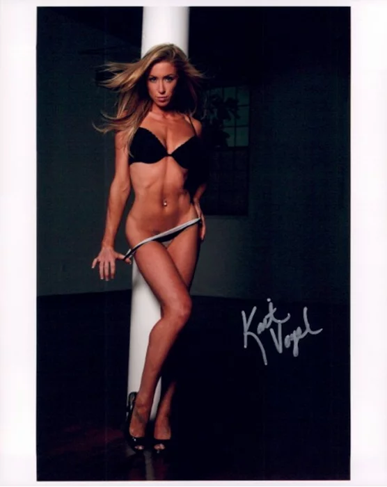 Kait Vogel autograph