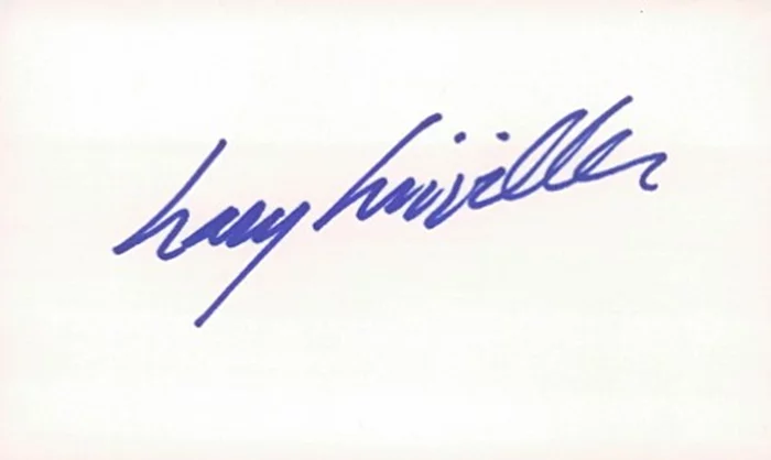Larry Linville autograph