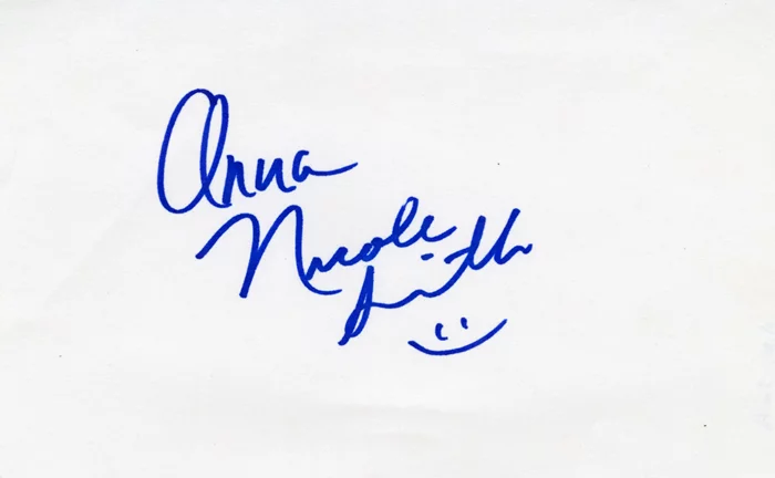 Anna Nicole Smith autograph