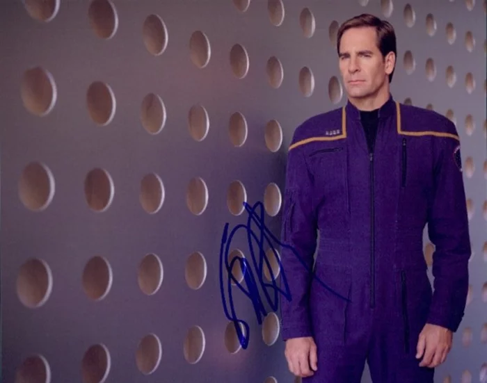 Scott Bakula autograph