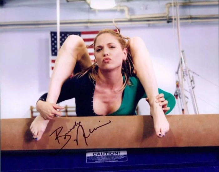 Brooke Nevin autograph