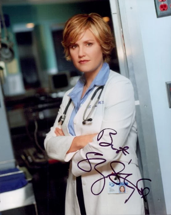 Sherry Stringfield autograph