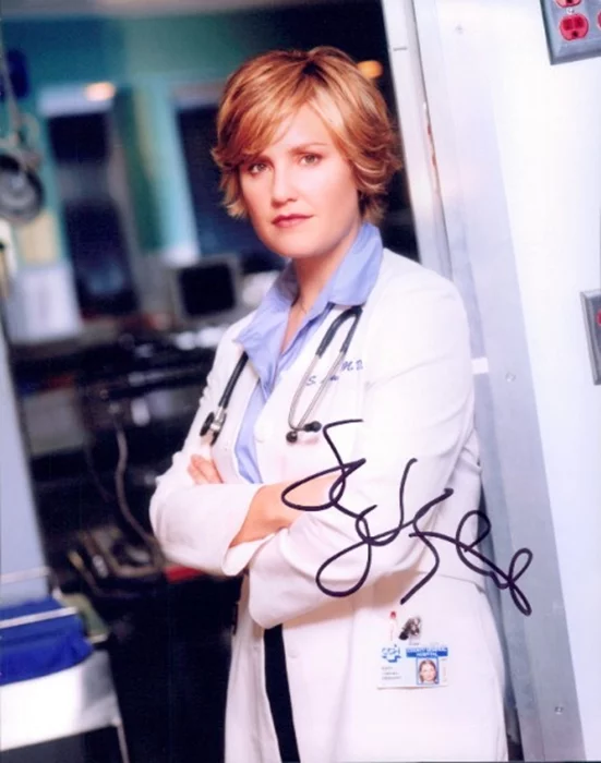 Sherry Stringfield autograph