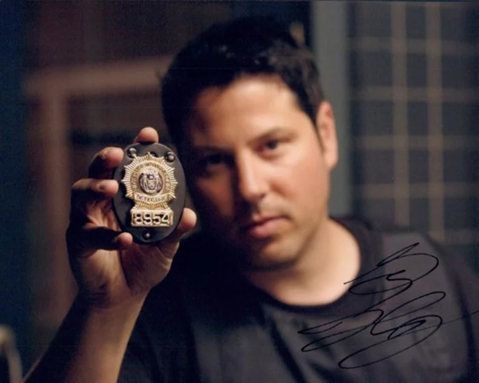 Greg Grunberg autograph
