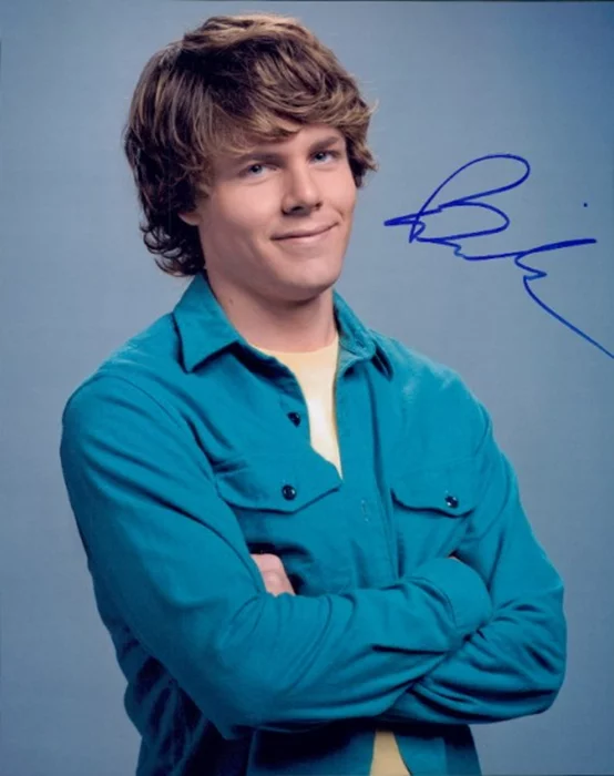 Lachlan  Buchanan autograph