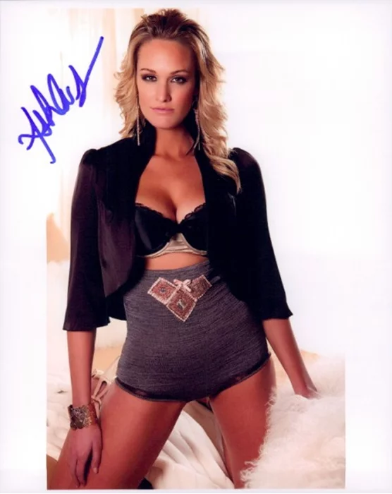 Ashlan Gorse autograph