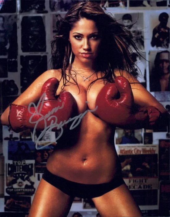 Jessica Burciaga autograph