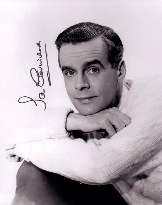 Ian Carmichael autograph