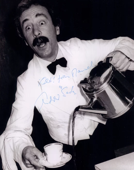 Andrew Sachs autograph