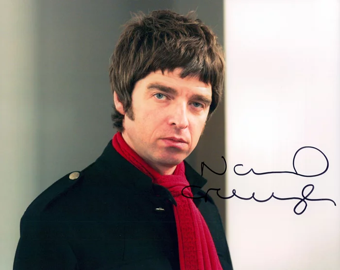 Noel Gallagher autograph