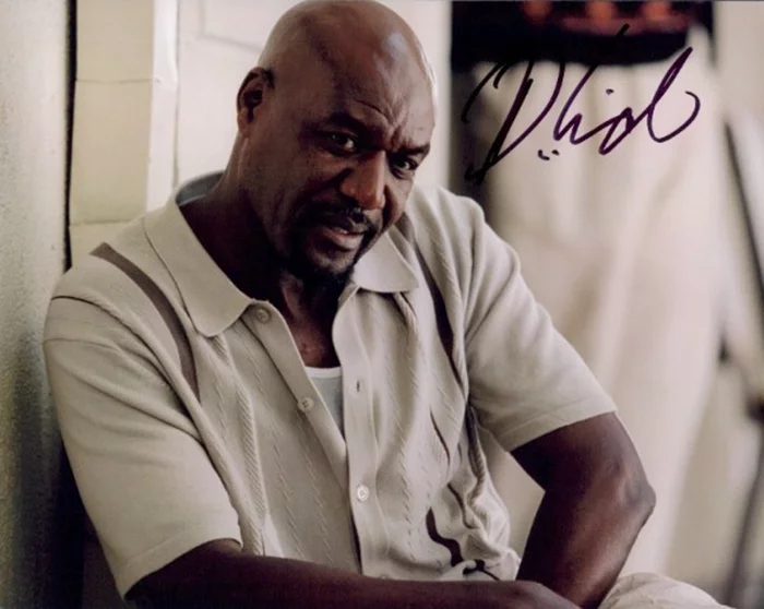 Delroy Lindo autograph