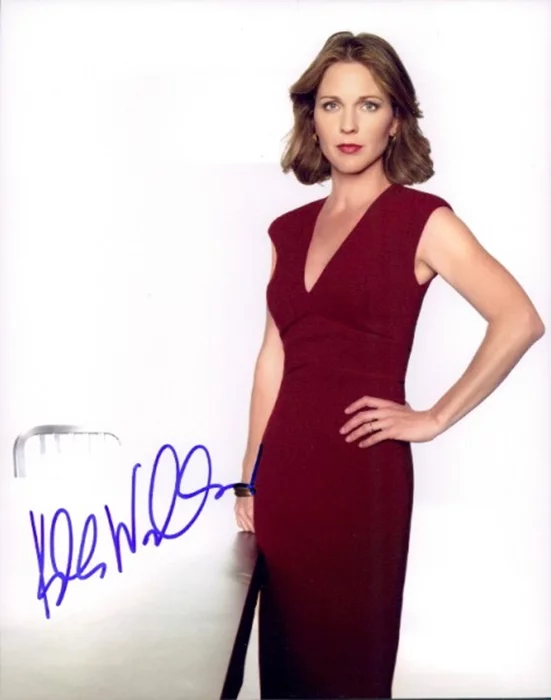Kelli Williams autograph