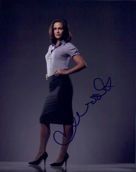 Christine Woods autograph