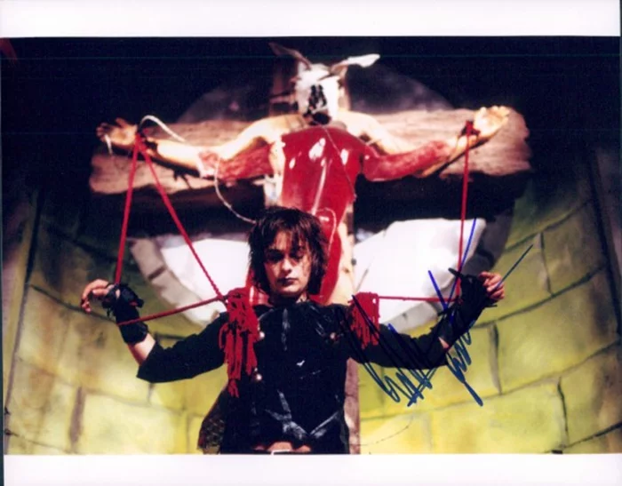 Eddie Furlong autograph