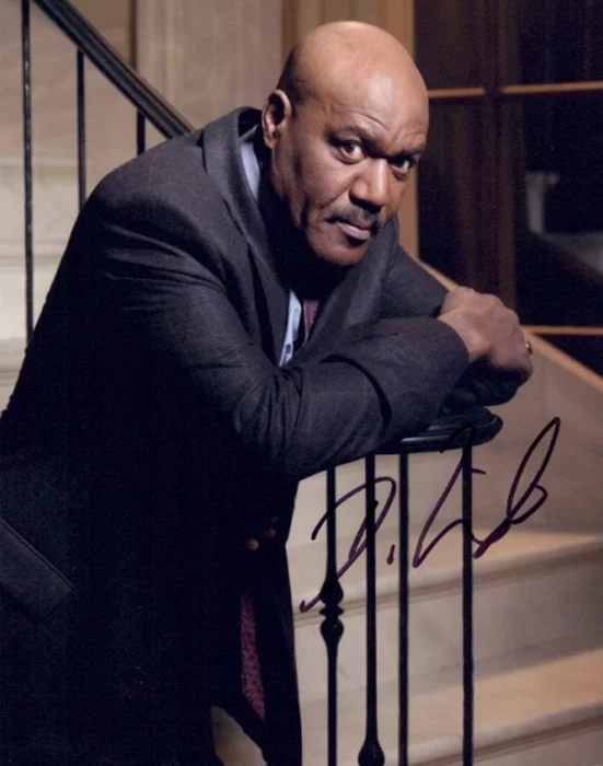 Delroy Lindo autograph
