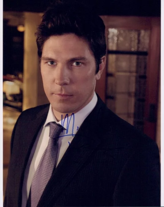 Michael Trucco autograph