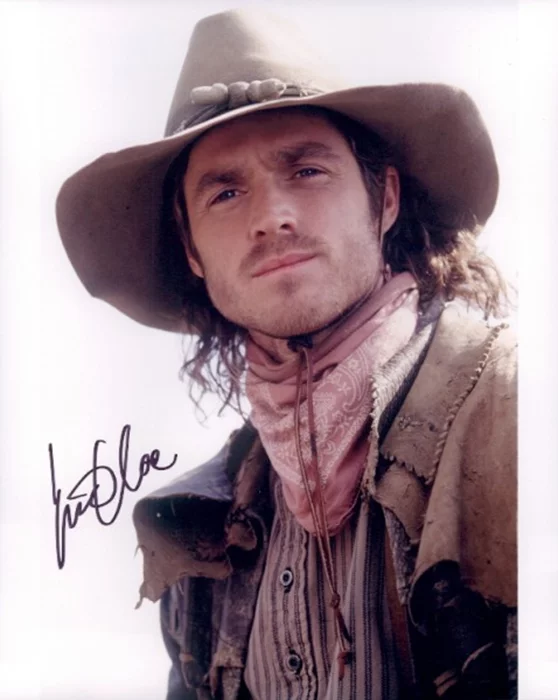 Eric Close autograph