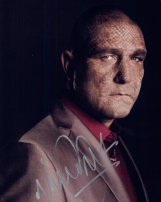 Vinnie Jones autograph