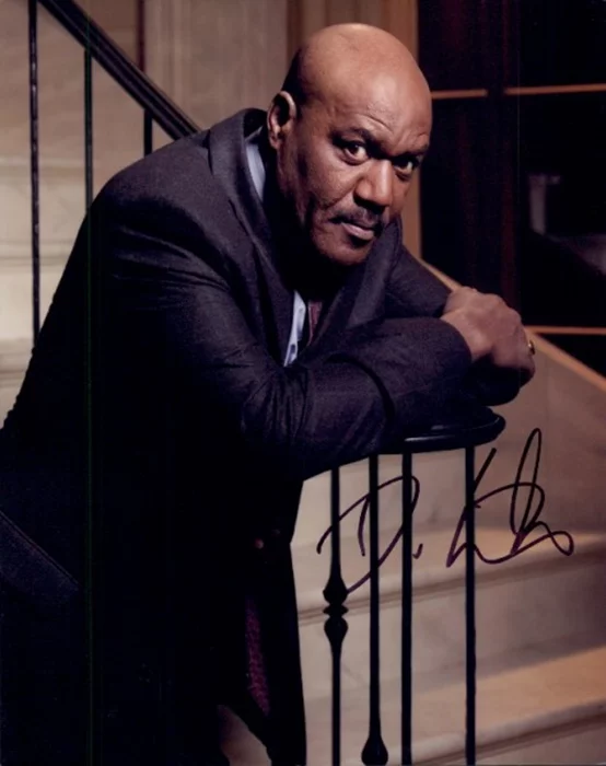 Delroy Lindo autograph