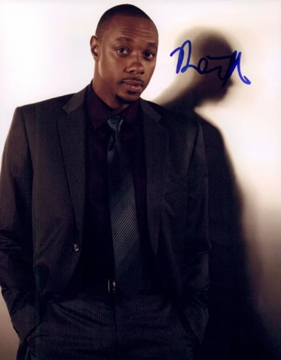 Dorian   Missick autograph
