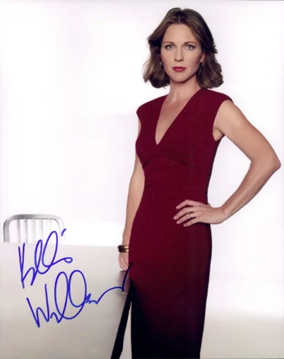 Kelli Williams autograph