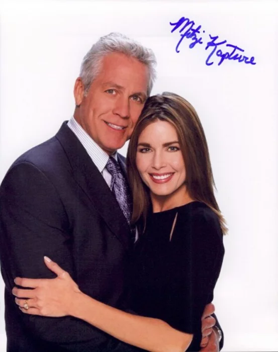 Mitzi Kapture autograph
