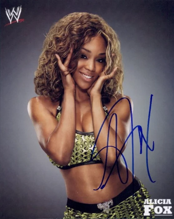 Alicia Fox autograph