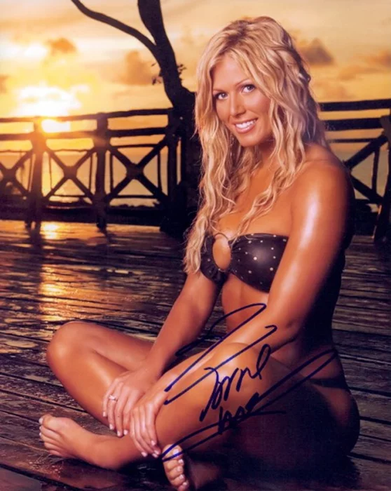 Torrie Wilson autograph