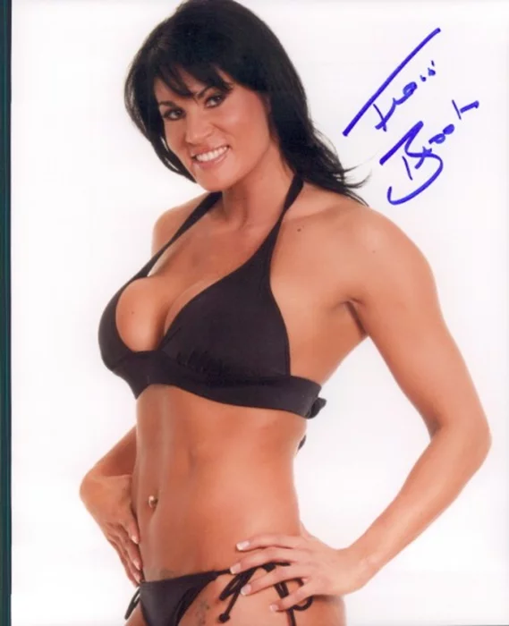 Traci Brooks autograph
