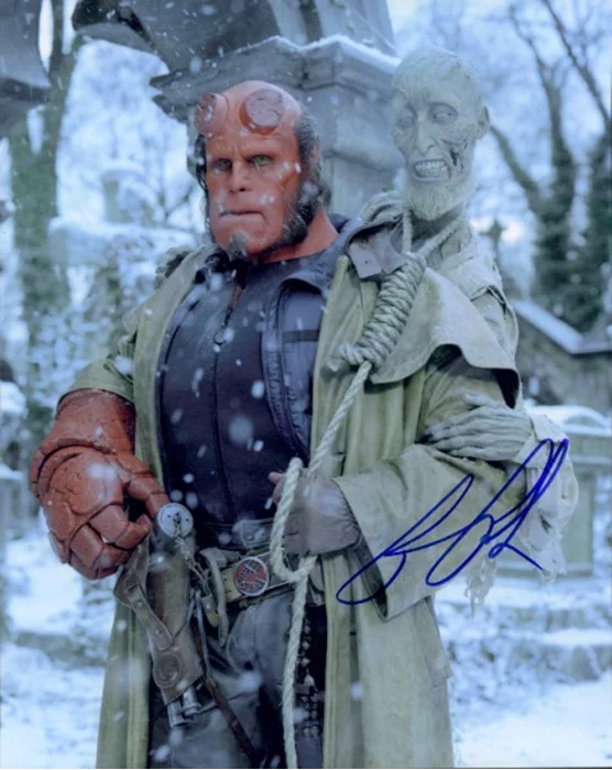 Ron Perlman autograph