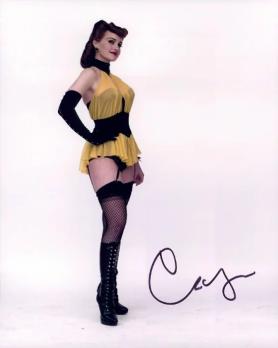 Carla Gugino autograph