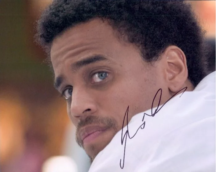 Michael Ealy autograph