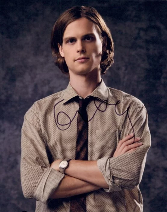 Matthew Gray Gubler autograph