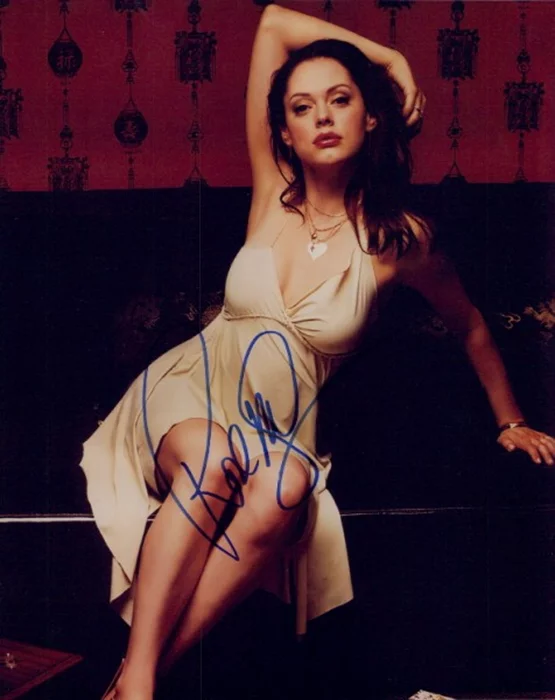 Rose McGowan autograph