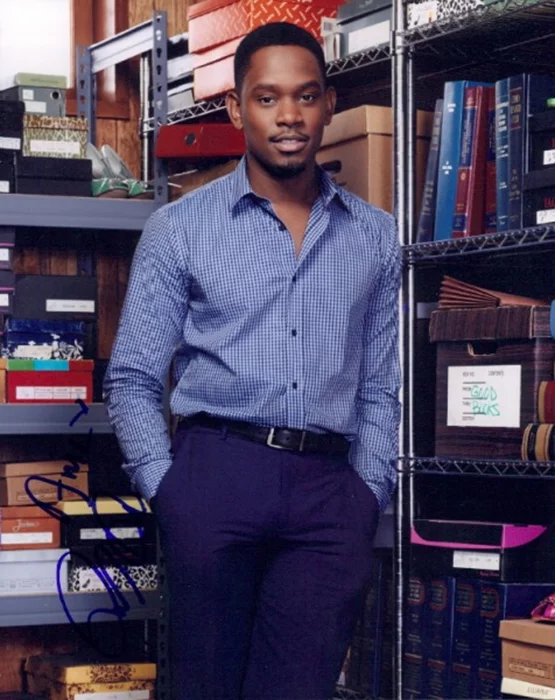 Aml  Ameen autograph