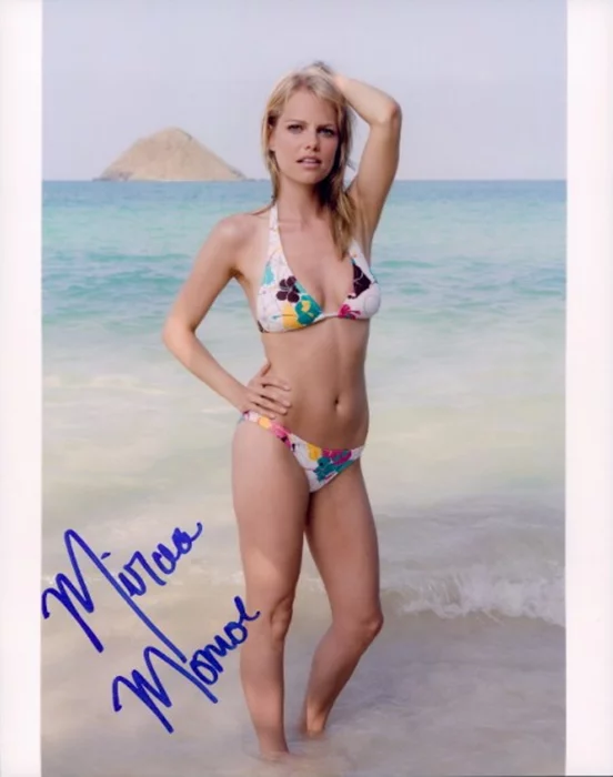 Mircea Monroe autograph