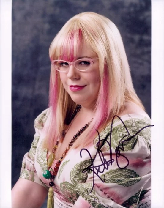 Kirsten Vangsness autograph