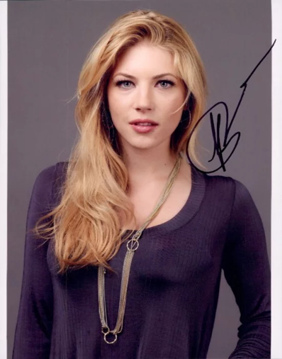 Katheryn Winnick autograph