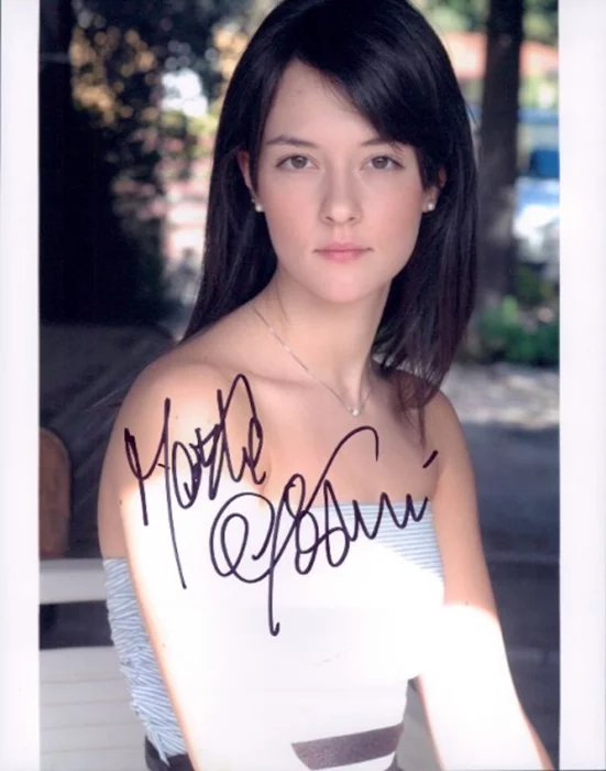 Marta Gastini autograph